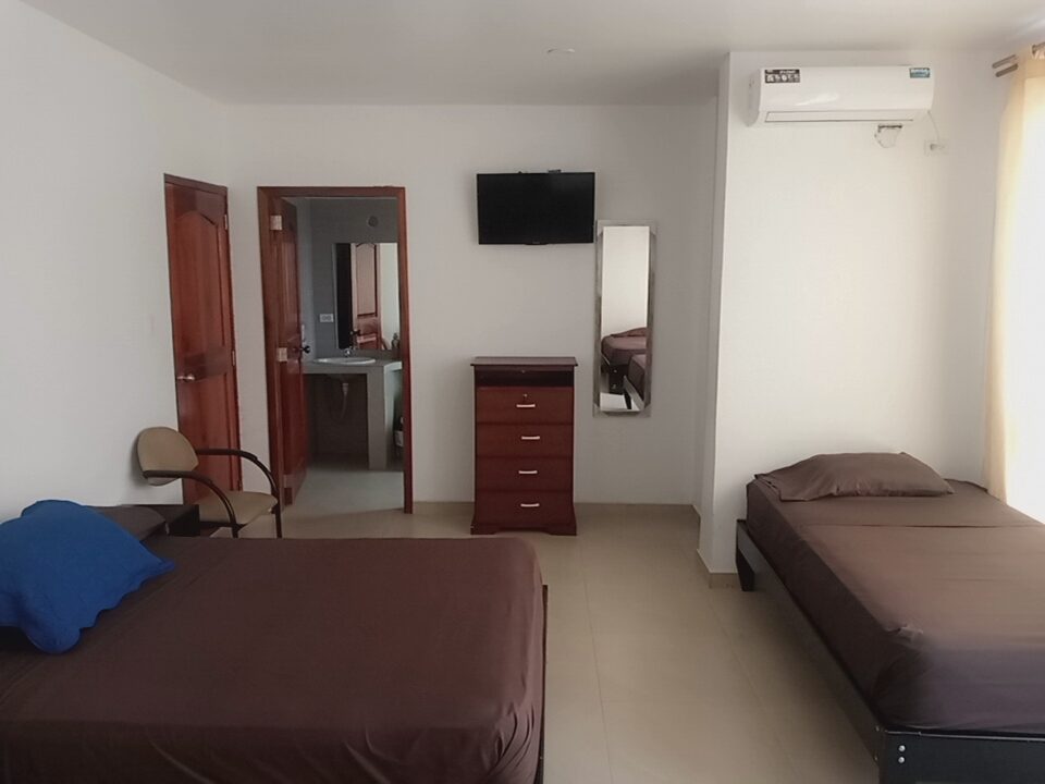 Habitación11_cuadruple - Image 2